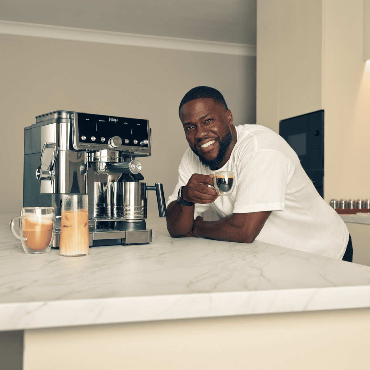 Ninja Luxe Café Pro Espresso Machine & Drip Coffee Maker, Cold Brew, Hot Water, Integrated Tamper, Built-in Grinder, Hands-Free Frother for Cappuccinos, Lattes, Americanos, Dairy or Non-Dairy, ES701